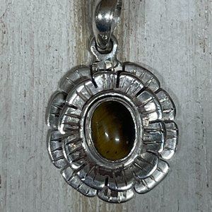 VINTAGE STERLING SILVER DOUBLE FLOWER BEZEL FRAME TIGERS EYE CABOCHON PENDANT